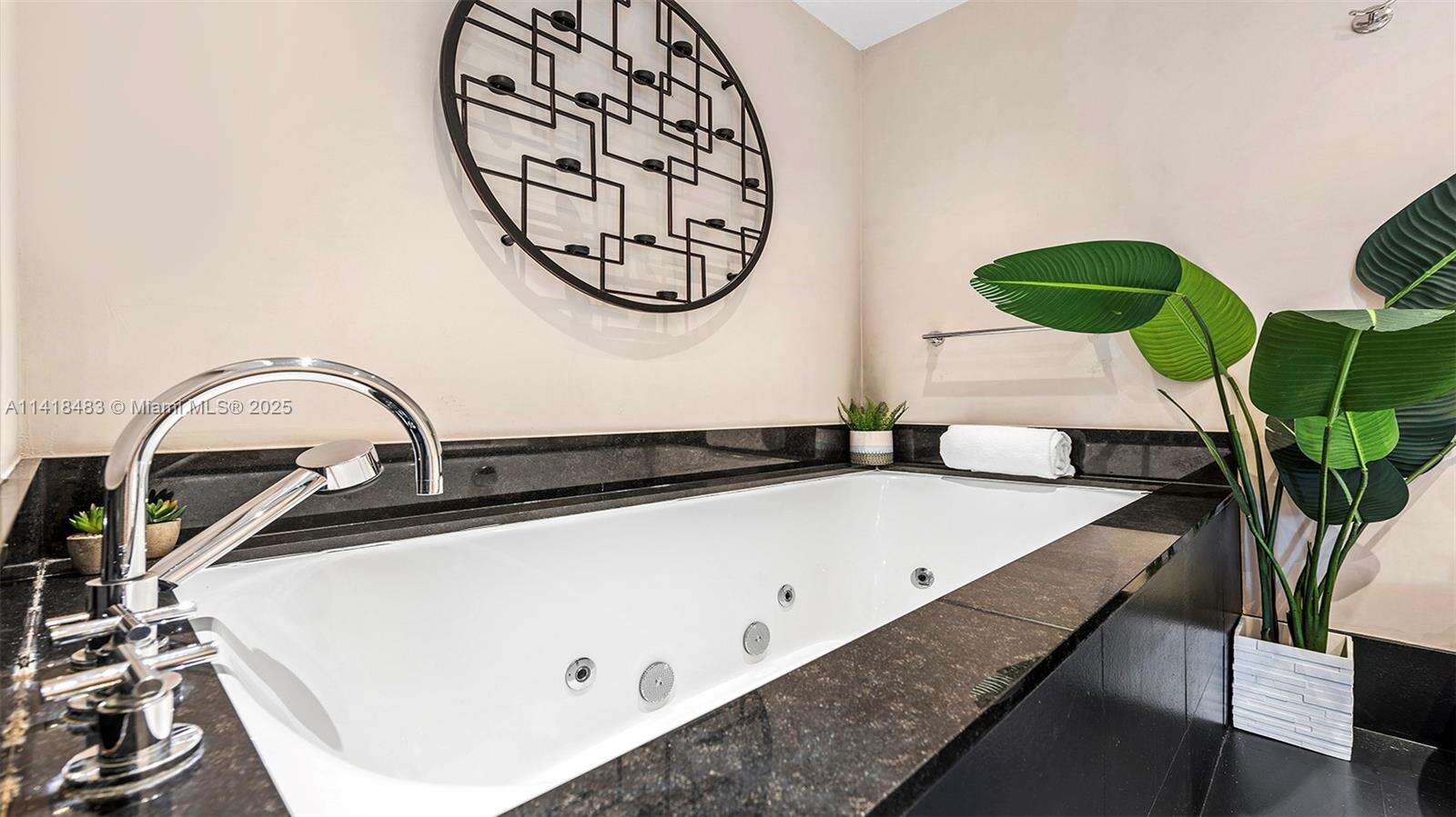 The Setai Unit #2102 | Picture 32