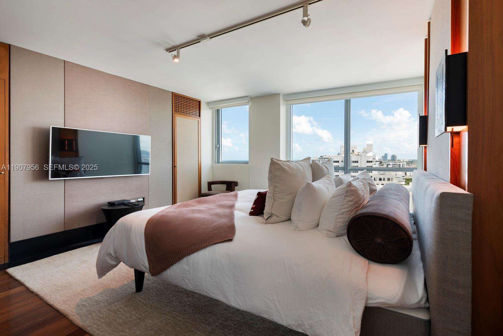 The Setai Unit #2004 | Picture 12